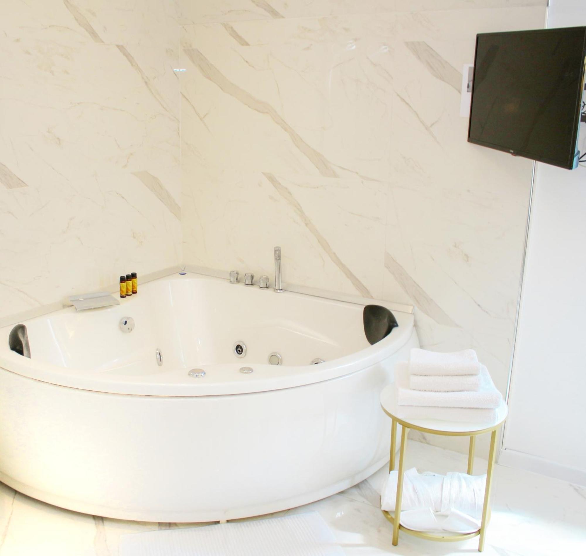 Lumiere Luxe Suites Beograd Eksteriør bilde
